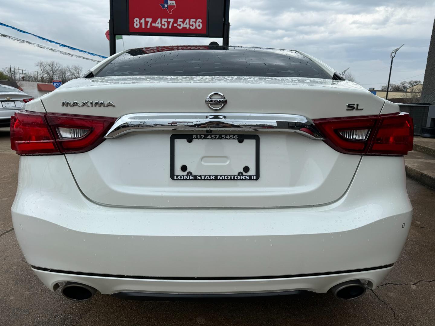 2017 WHITE NISSAN MAXIMA SR; S; SL; PL (1N4AA6AP0HC) , located at 5900 E. Lancaster Ave., Fort Worth, TX, 76112, (817) 457-5456, 0.000000, 0.000000 - Photo#4